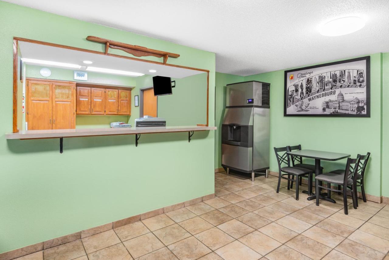 Super 8 By Wyndham Waynesburg Hotel Екстериор снимка