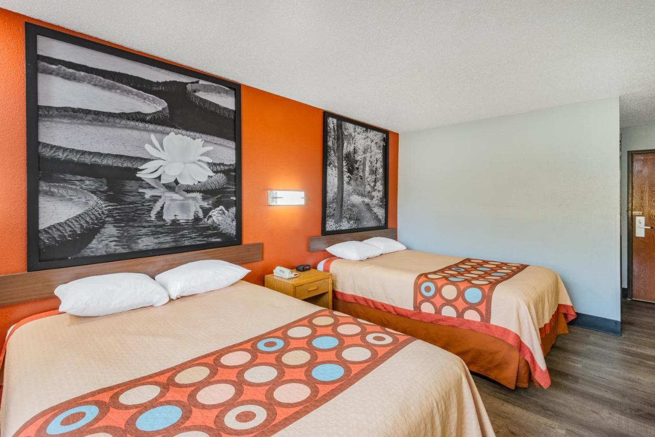 Super 8 By Wyndham Waynesburg Hotel Екстериор снимка