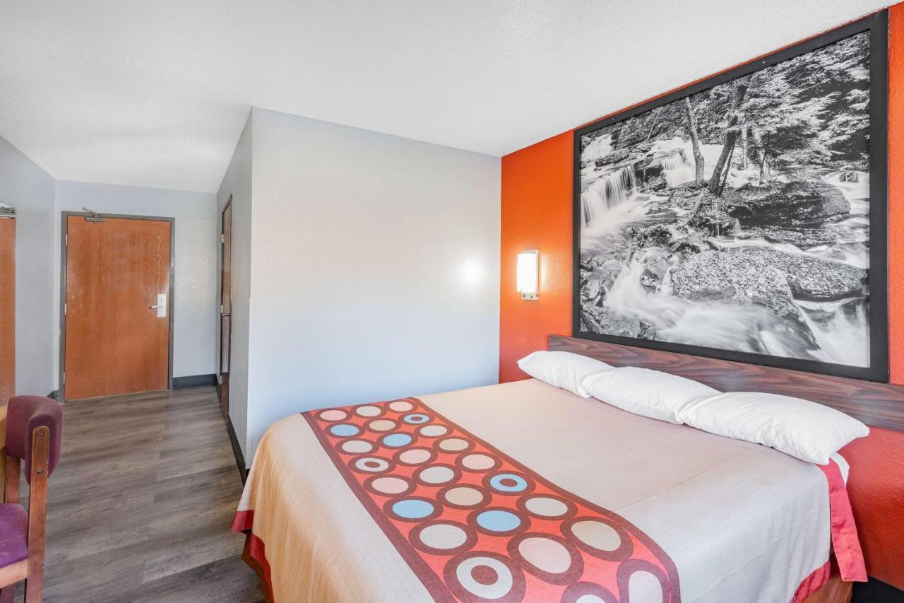 Super 8 By Wyndham Waynesburg Hotel Екстериор снимка